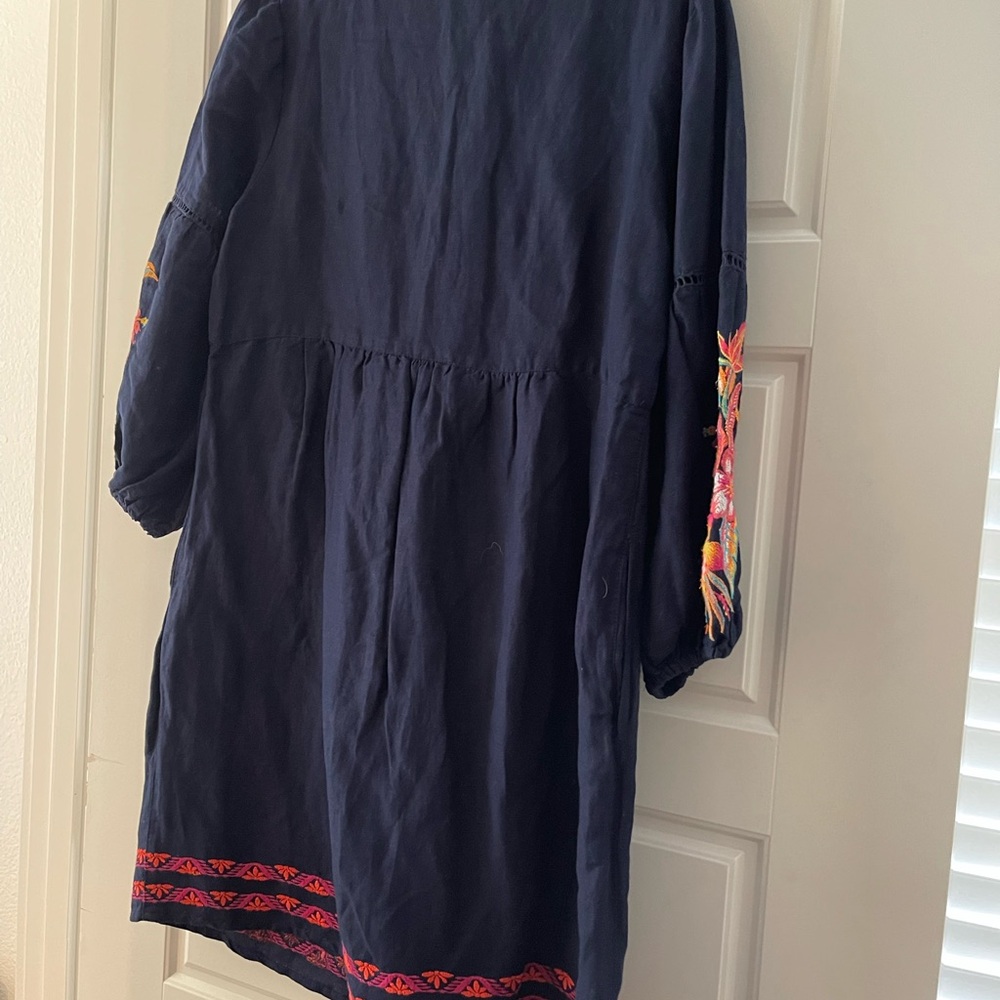 NWT Tommy Bahama Navy Tunic dress with Red and Pink Embroidery - Picture 9 of 9